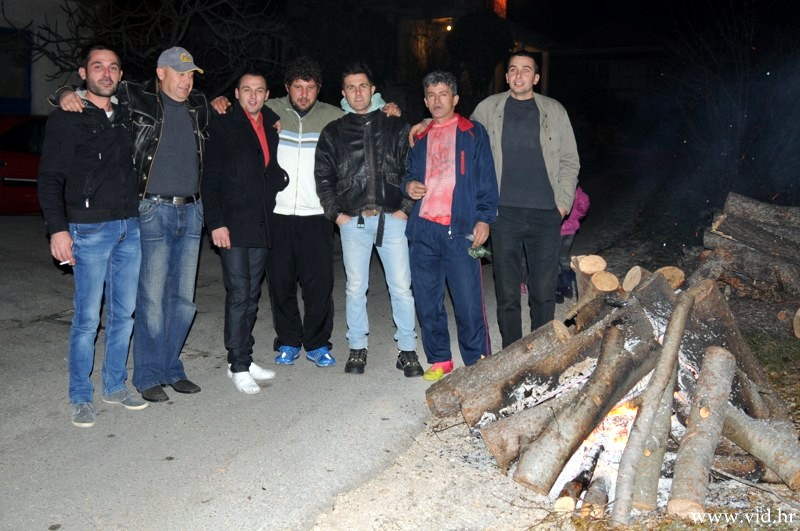 Badnjak (18)